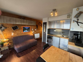Studio cabine 4 couchages au pied des pistes, proche commerces - Auris en Oisans - FR-1-297-343